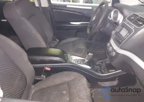 2013 Dodge Journey Sxt z USA, uszkodzony, nr VIN 3C4PDDBG4DT571357